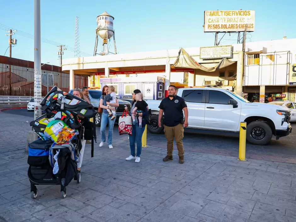 FGE re�ne a madre con sus hijos tras localizarlos en San Felipe por Alerta Amber Internacional