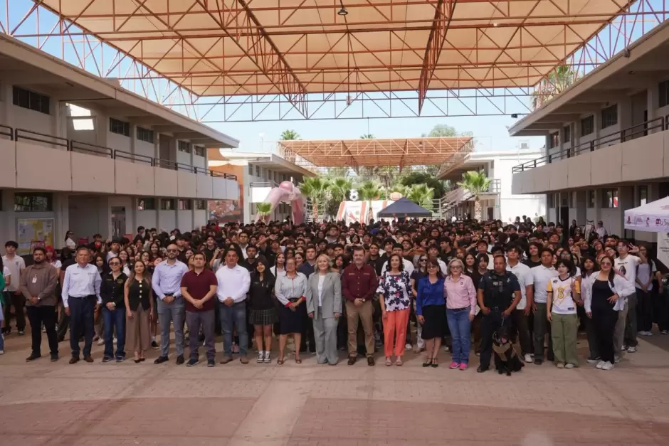 M�s de mil estudiantes participan en jornada de prevenci�n y construcci�n de la paz en Mexicali