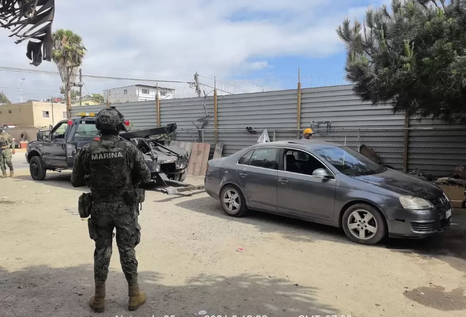 Marina participa en cateos y asegura droga, armas y veh�culos en Baja California