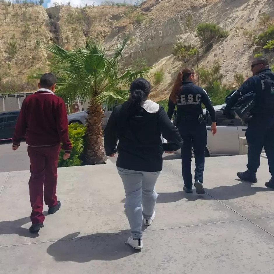 Escuadr�n Violeta atiende a menor vulnerable tras reporte de presunta violencia familiar en Tijuana