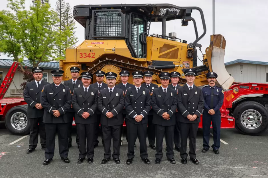 Se grad�an 39 nuevos oficiales de CAL FIRE