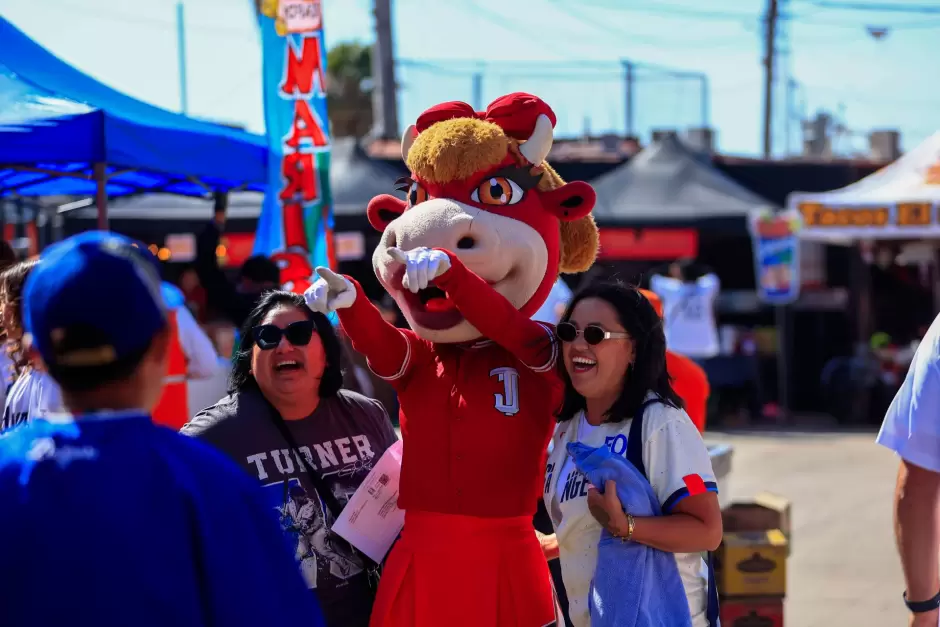 La marea azul lleg� a Toros Mobil Park