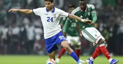 M�xico se impone ante Serbia