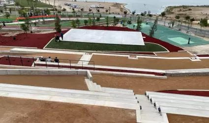 Inauguran anfiteatro para convivencia familiar en el Parque Esperanto