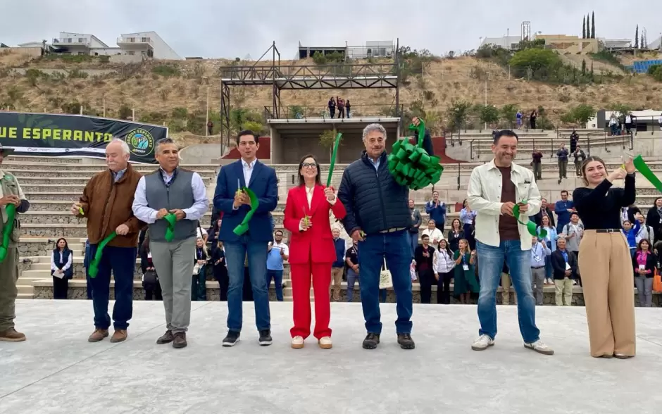 Inauguran anfiteatro para convivencia familiar en el Parque Esperanto