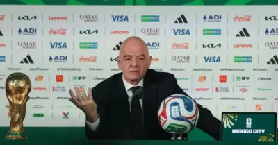 Gianni Infantino presidente delantero FIFA