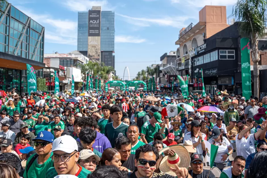 Encabeza Ismael Burgue�o Ruiz inauguraci�n del 'Baja Fut Fest'