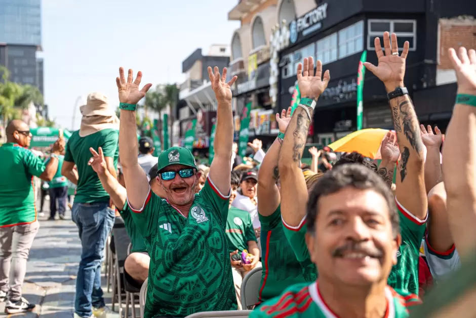 Encabeza Ismael Burgue�o Ruiz inauguraci�n del 'Baja Fut Fest'