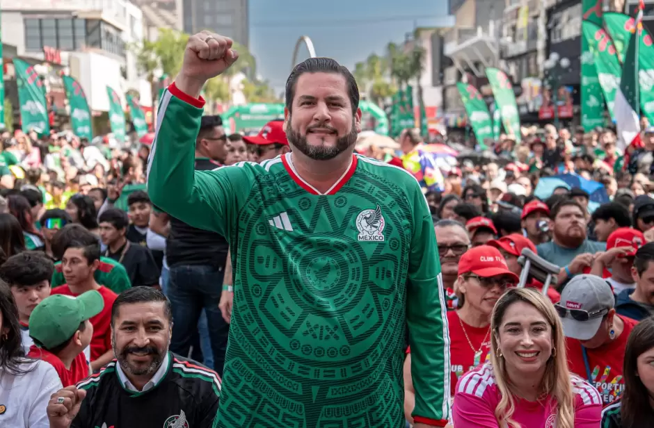 Encabeza Ismael Burgue�o Ruiz inauguraci�n del 'Baja Fut Fest'