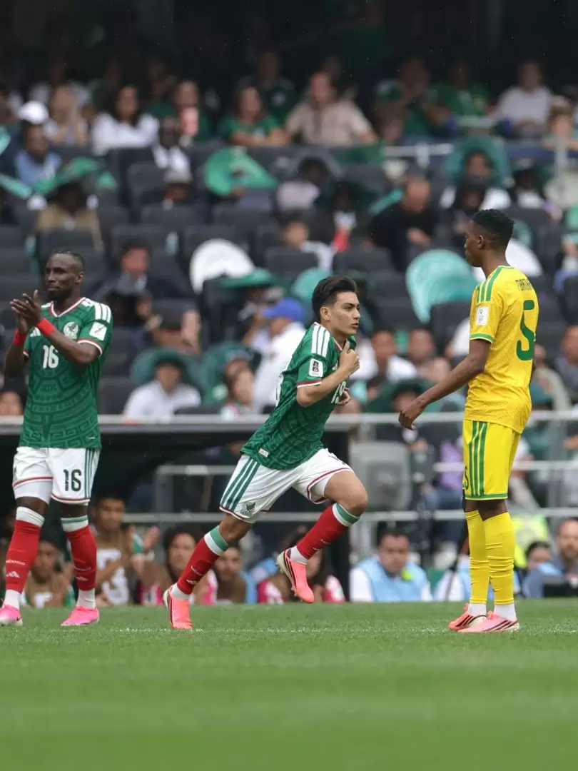 Gil Mora hace historia y debuta en el Mundial 2026 con victoria de M�xico