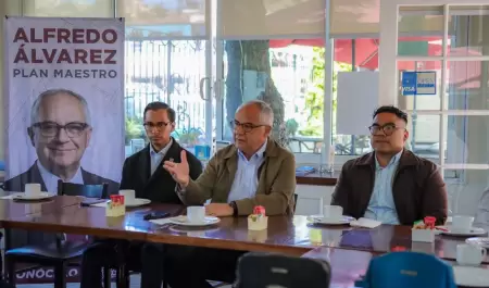 Alfredo �lvarez y j�venes abogados plantean modernizaci�n del sistema judicial
