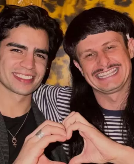 Aar�n Mercury, Oliver Tree