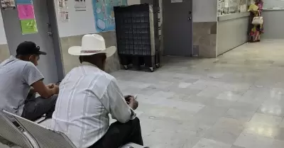 Pacientes en el Hospital del Issste de Hermosillo