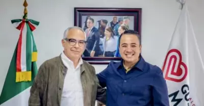 Se re�ne Alfredo �lvarez con alcalde de Gustavo A Madero