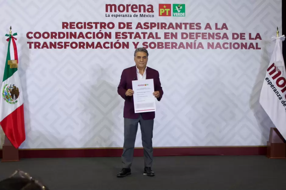 Ruiz Uribe formaliza su registro como aspirante a la Coordinaci�n de la Defensa de la Transformaci�n en Baja California