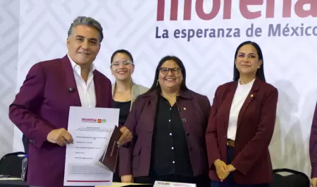 Ruiz Uribe formaliza su registro como aspirante a la Coordinaci�n de la Defensa