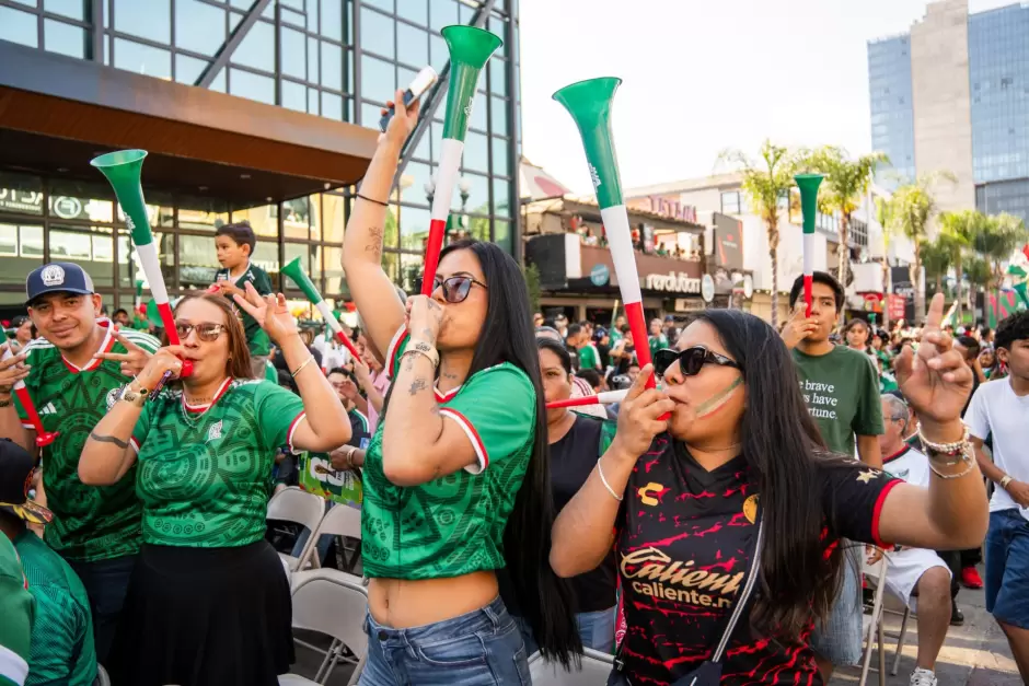 Baja California celebra triunfo de M�xico ante Chequia en el Baja Fut Fest