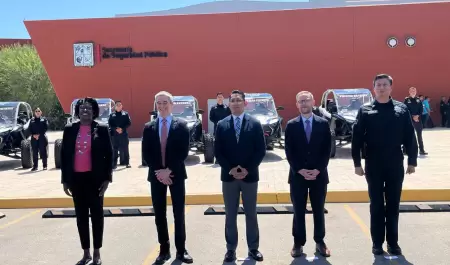 Donaci�n de veh�culos a la veh�culos a la Divisi�n de Operaciones Fronterizas de