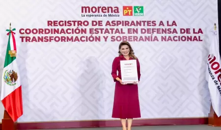 Lorenia Valles