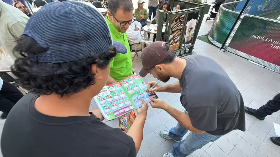 Por fin, cara a cara: el Team Melli convive con la afici�n tijuanense tras d�as de restricciones