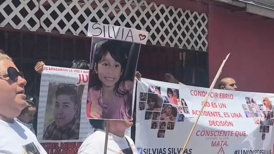 Exigen justicia familiares de ni�a y abuela atropelladas por conductora ebria