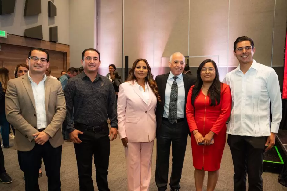 Ensenada se integra a la estrategia nacional para acelerar inversiones: Claudia Agat�n