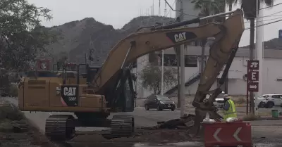 Rehabilitaci�n de colector en Paseo R�o Sonora
