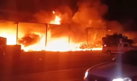 Incendio en la Central de Abastos "Francisco I. Madero"