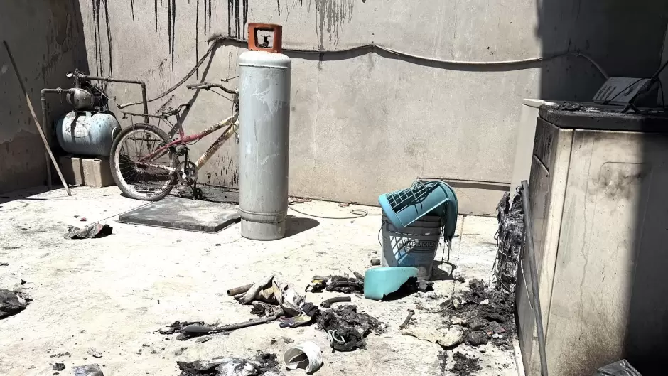 Vecinos afectados por incendio en Mercado Francisco I. Madero