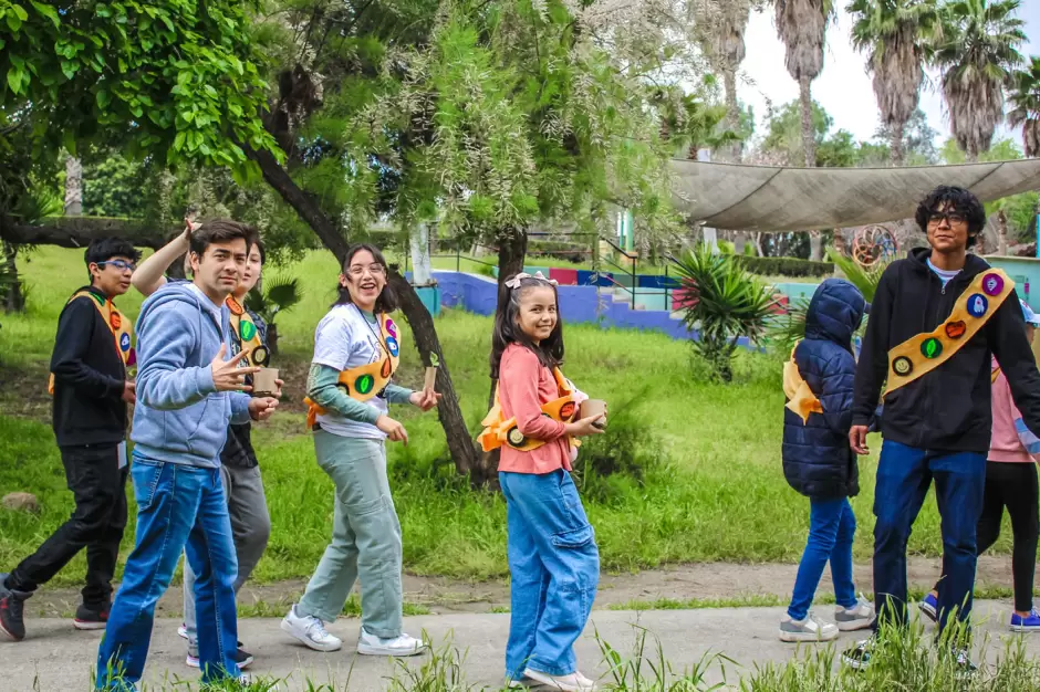 Campamento de verano con actividades de ciencia, fantas�a y creatividad