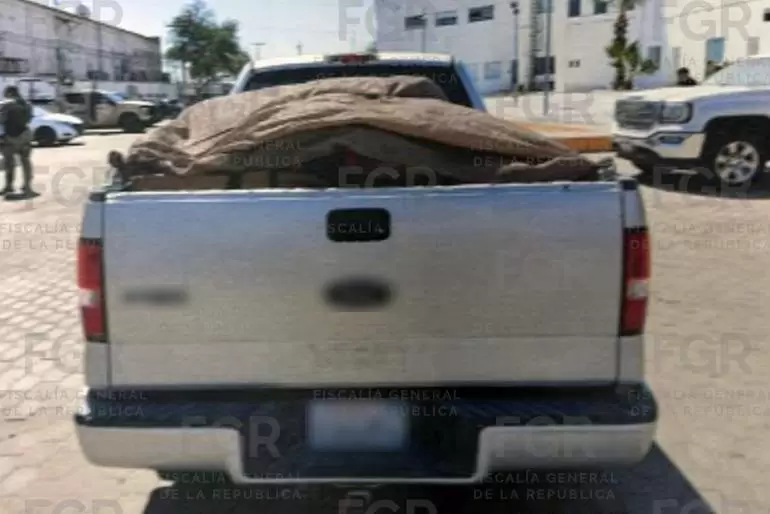 Cuatro hombres son vinculados a proceso por transportar casi una tonelada de metanfetamina en Tecate