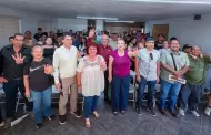 Se re�ne Alfredo �lvarez con militancia tecatense en asamblea informativa