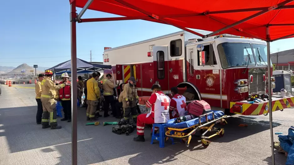 Informa SSPCM que fue controlado el derrame de �cido n�trico en el bulevar 2000