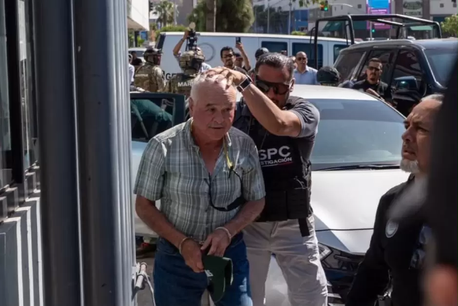 FGR neg� a familia ver a Ruffo Appel y a mostrar orden de aprehensi�n