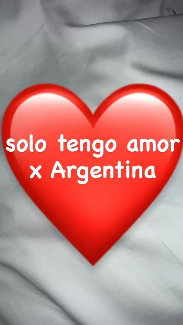 Rosal�a se disculpa por compartir un video con cr�ticas a Argentina