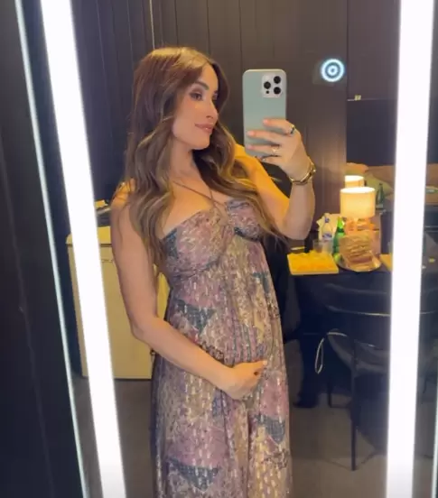Cynthia Rodr�guez presume por primera vez su pancita de embarazo