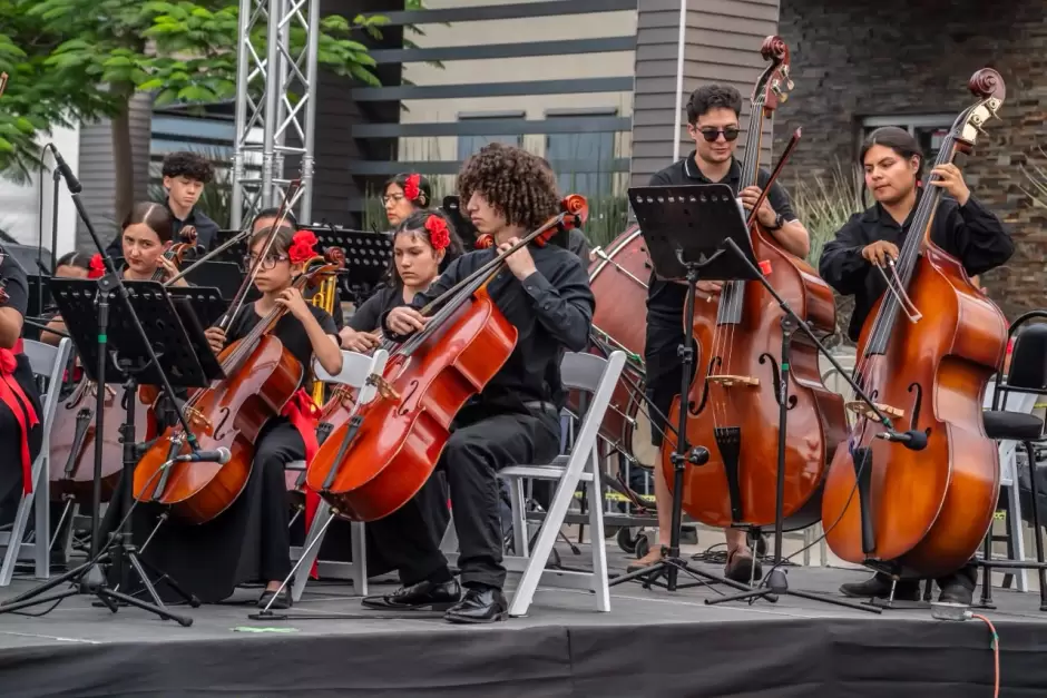 Festival �pera en la Calle 2026 recibe a m�s asistentes en una gran celebraci�n de la cultura