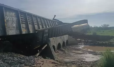 Descarrilamiento de tren en Naco